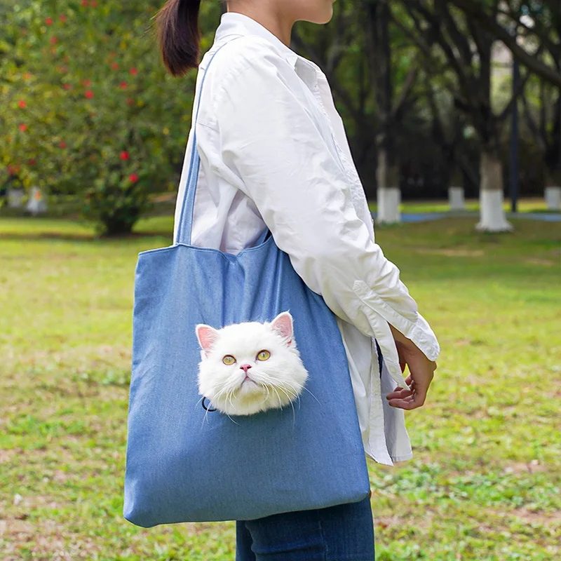 ペットバッグ 小型犬・猫向け ショルダーバッグ 顔出しデザインの実用性と使い分け