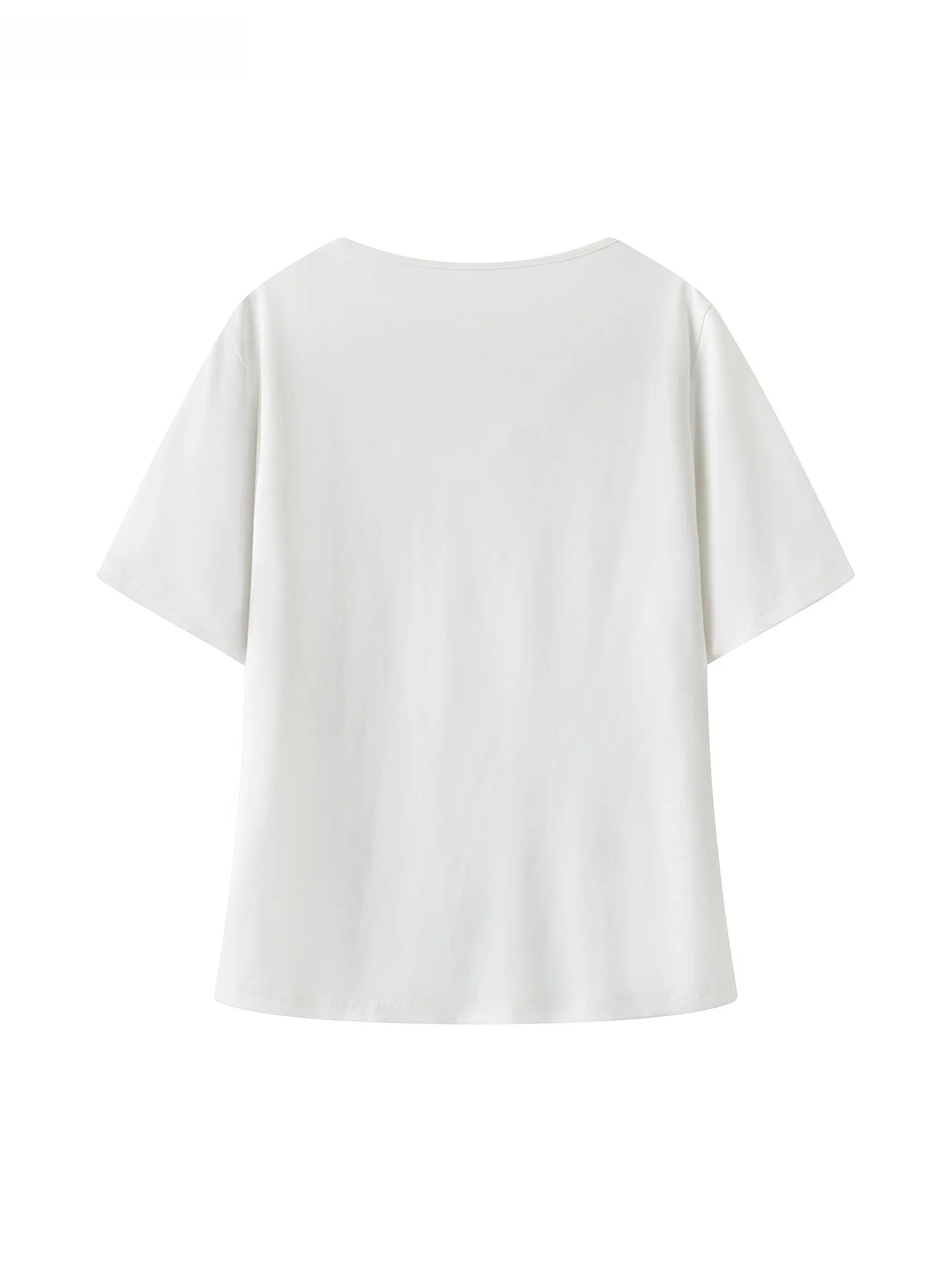 デザイン性が光る！フランス風サイドスリット半袖Tシャツは夏の涼しさを実現するか？