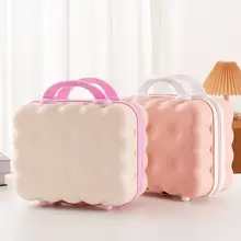 かわいいマカロンデザインの化粧箱【ミニサイズ・持ち運び便利】