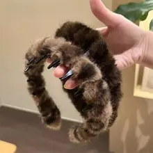 防滑毛毛ヘアバンド【秋冬用・ファー風・豹柄】