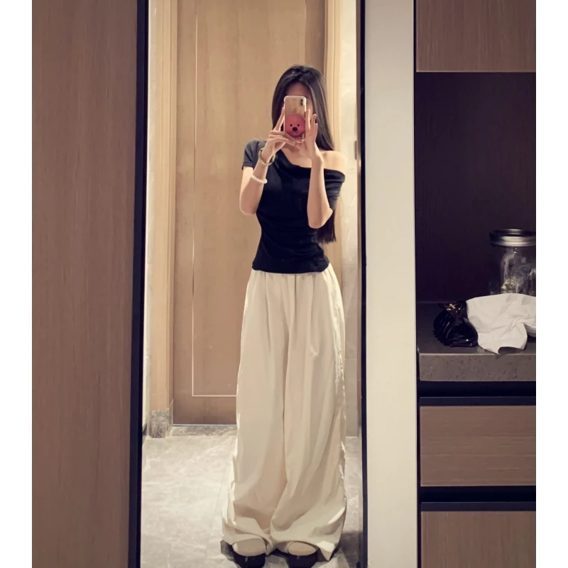 40代の通勤スタイルに悩むあなたへ：ワイドパンツを選ぶべきポイントは？