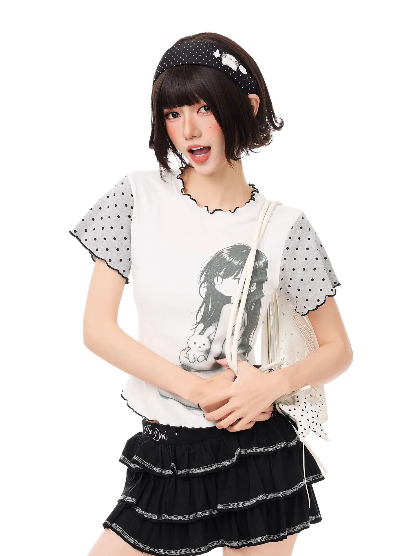 カートゥーンデザインのショートスリーブTシャツ：Y2Kスタイル・ドット柄・フリル付きの夏用カスタムアイテム