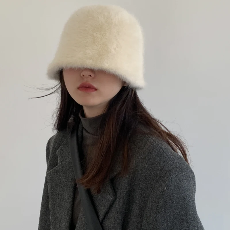 ウサギ毛の毛皮ハット：冬用女性向けの保温性とデザインのバランス