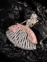 フルダイヤモンド装飾の妖精デザイン925銀ブローチ