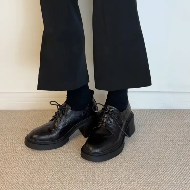 牛革製 英倫風レトロ厚底ハイヒールローファー【丸トゥ・紐付き・女性用】