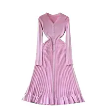 秋冬用ニットワンピース【Vネック・ボタンデザイン・ウエストシェイプ・ロング丈】