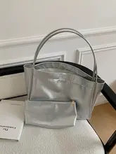 レトロな大容量トートバッグ【肩掛け・通勤向け・ファッションスタイル】