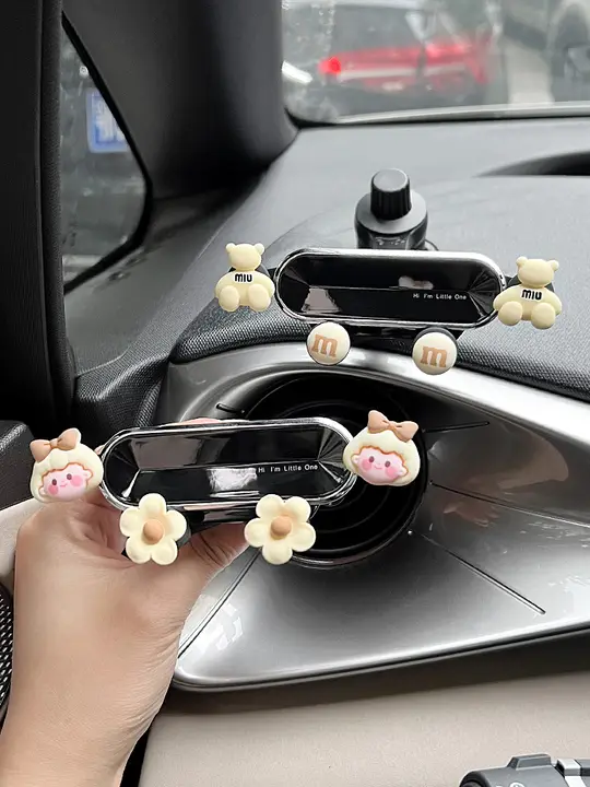 比亚迪海豚 車載スマホホルダー【可愛いデザイン・エアコン吹き出し口を塞がない・ナビ用】