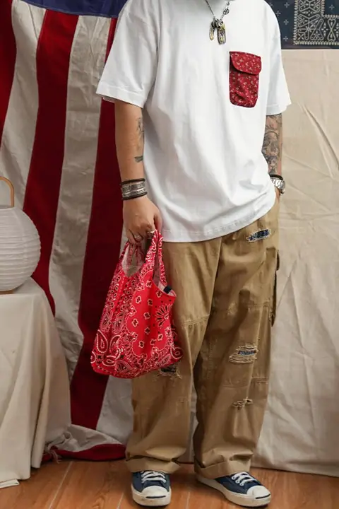 気軽に使えるバンダナ柄エコバッグ【ウエストバッグ・カジュアルデザイン・花柄】（セットアップ対応）