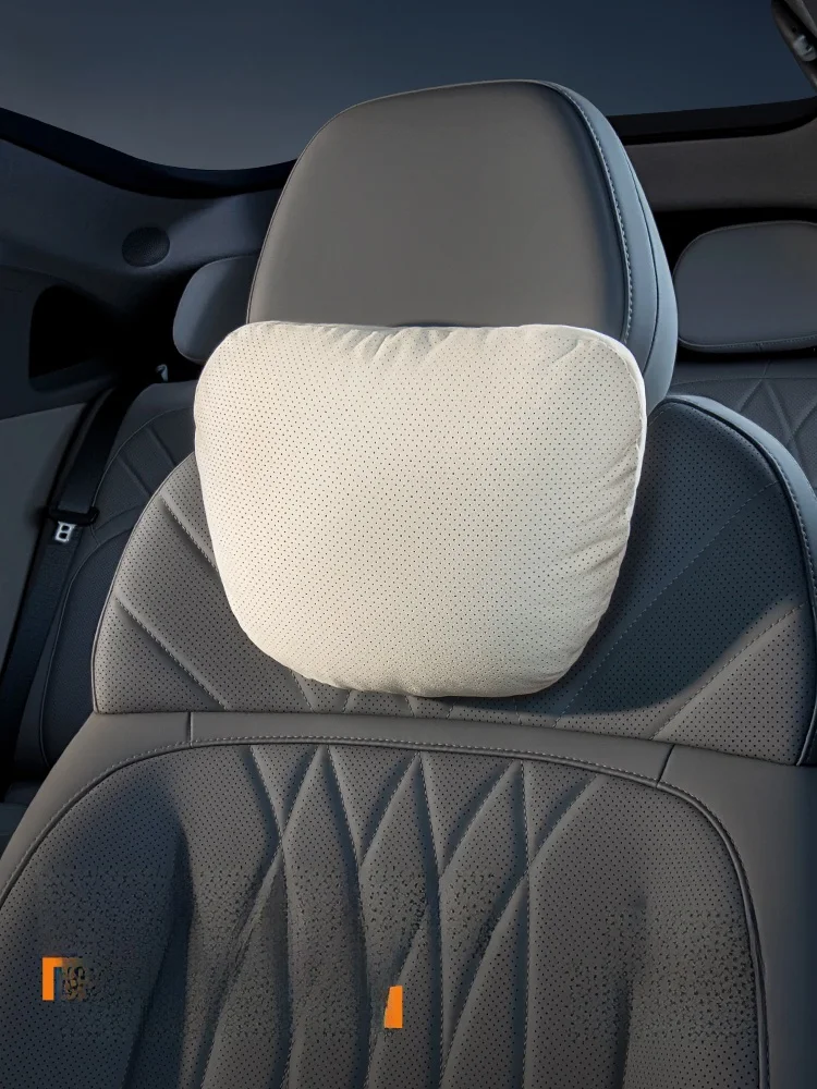 車用ヘッドレスト：ネックサポートと快適な運転を実現する8cm厚クッション