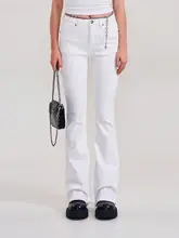 クラシックデザインのフレアデニムパンツ【弾性・三色展開】
