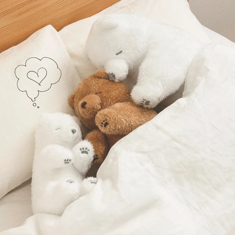 可愛いテディベアとcozy bear、どちらが心を癒すのか？ホッキョクグマの抱き枕が選ばれる理由