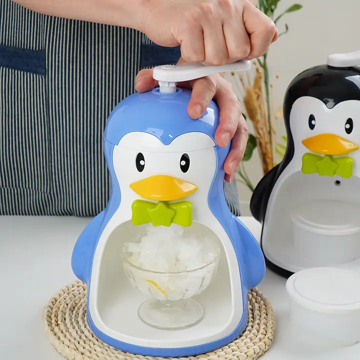 ミニ手動かき氷器【お手入れ簡単・アイスドリンクやデザート作りに最適】