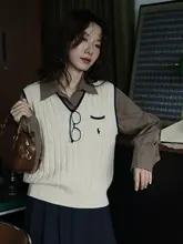 ニットベスト レディース Vネック ケーブル編み 刺繍 オートミール ルーズ シンプル ヴィンテージ 着回し 秋冬