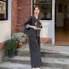 春の新作デザインジャンパーとワイドパンツの女性用コーディネート【色のコントラスト・おしゃれな組み合わせ】（セットアップ対応）