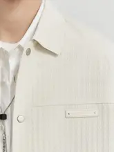 高級感のある定織りテクスチャーの襟付きジャケット【春秋向け・フィット】
