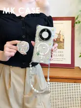 高級感溢れる春夏向けスマホケース【マグネット吸着・斜め掛けチェーン付き・iPhoneや各種Android対応】