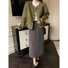 厚手の深灰色ウール混高腰Aラインスカート【秋冬用・細見えデザイン】