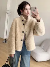 羊剪绒素材の短丈女性用コート【立ち襟・コンパクトサイズ・冬用】