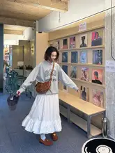 エレガントなレトロ風プリーツデザインの中丈フレアスカート【Aライン・波型・スリム効果】