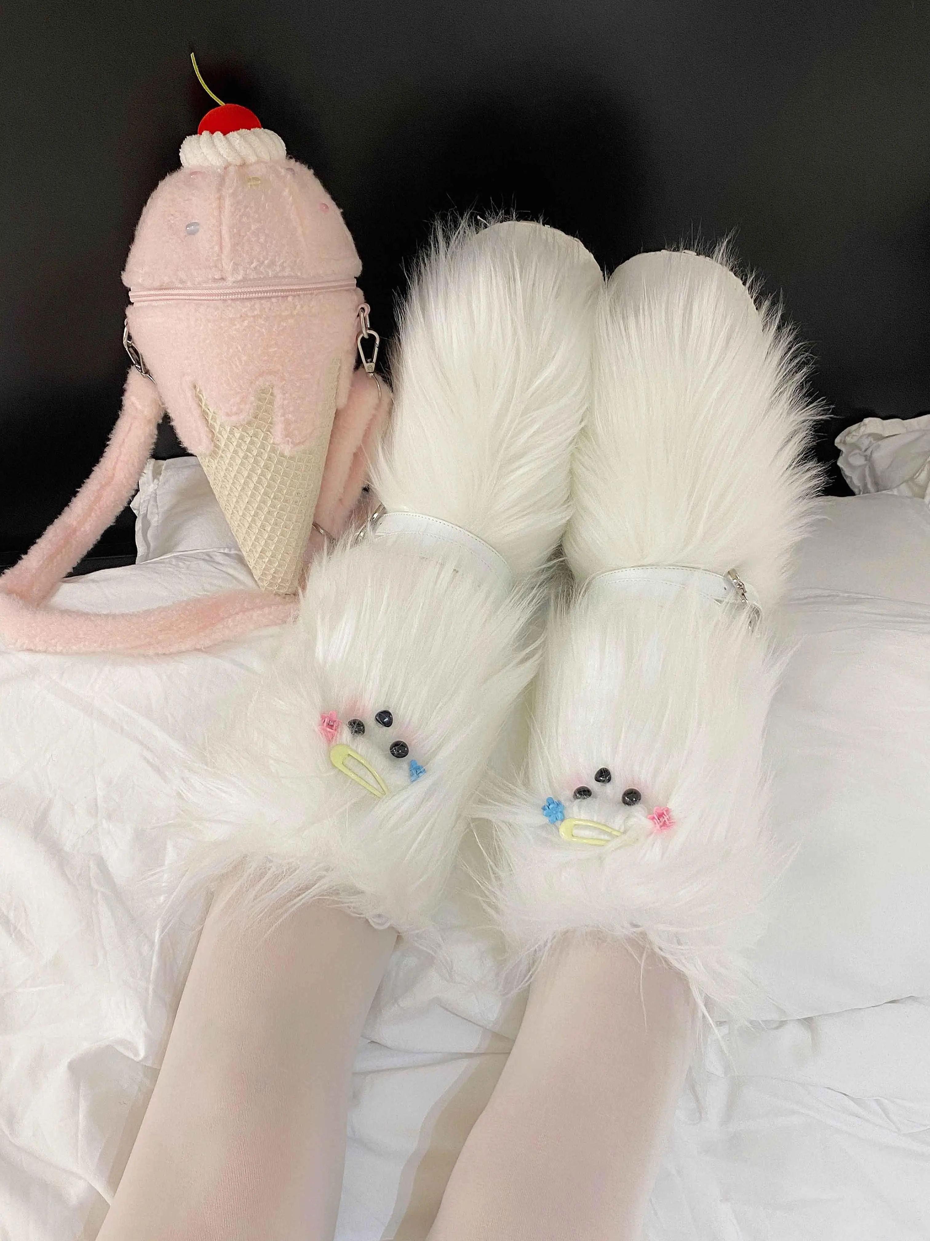 厚底長毛小犬ファッションブーツ：甘さとクールさを兼ね備えた冬のスタイル