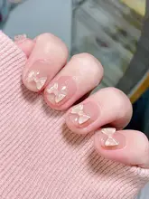 高級感ある立体的な極光デザインのジェリーバタフライネイルアクセサリー