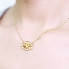 海棠花窓デザインの小米珠ネックレス【シンプルな吊り下げデザイン・誕生日プレゼントに最適】