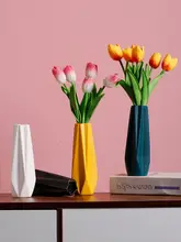 高級感あふれるチューリップの造花と花瓶セット【インテリア装飾・リビング用】