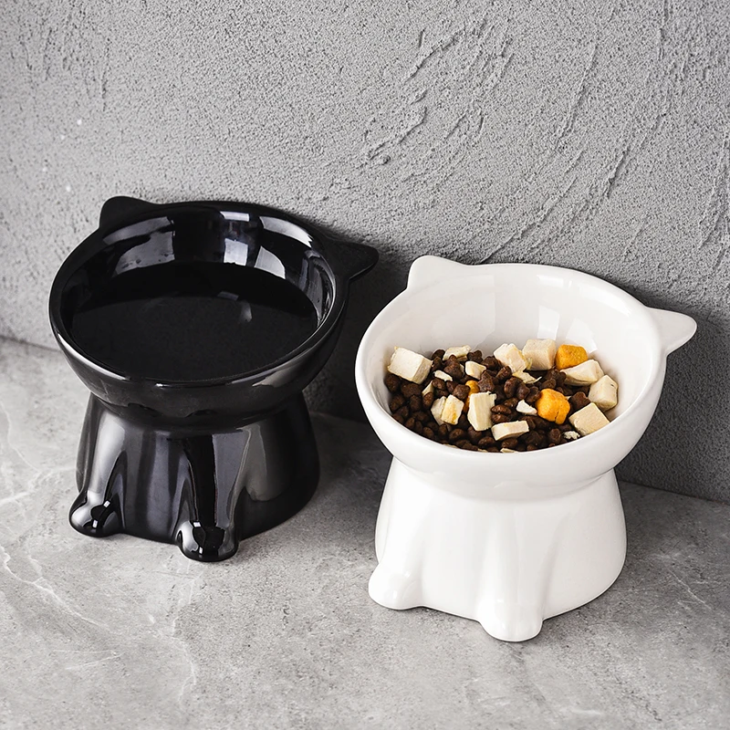 猫飼いが買ってよかったもの・悪かったもの正直に言う | 黒い猫用陶器食器の高脚斜口防打翻設 計