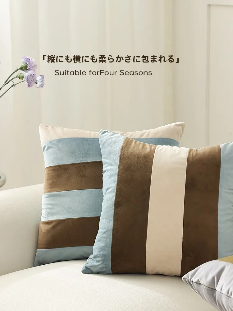 ソファーに置くクッションの色合わせで失敗しない方法は？