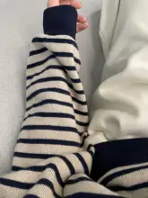 秋冬用ボーダー柄の長袖ニットトップス【ラフな着心地・クルーネック】