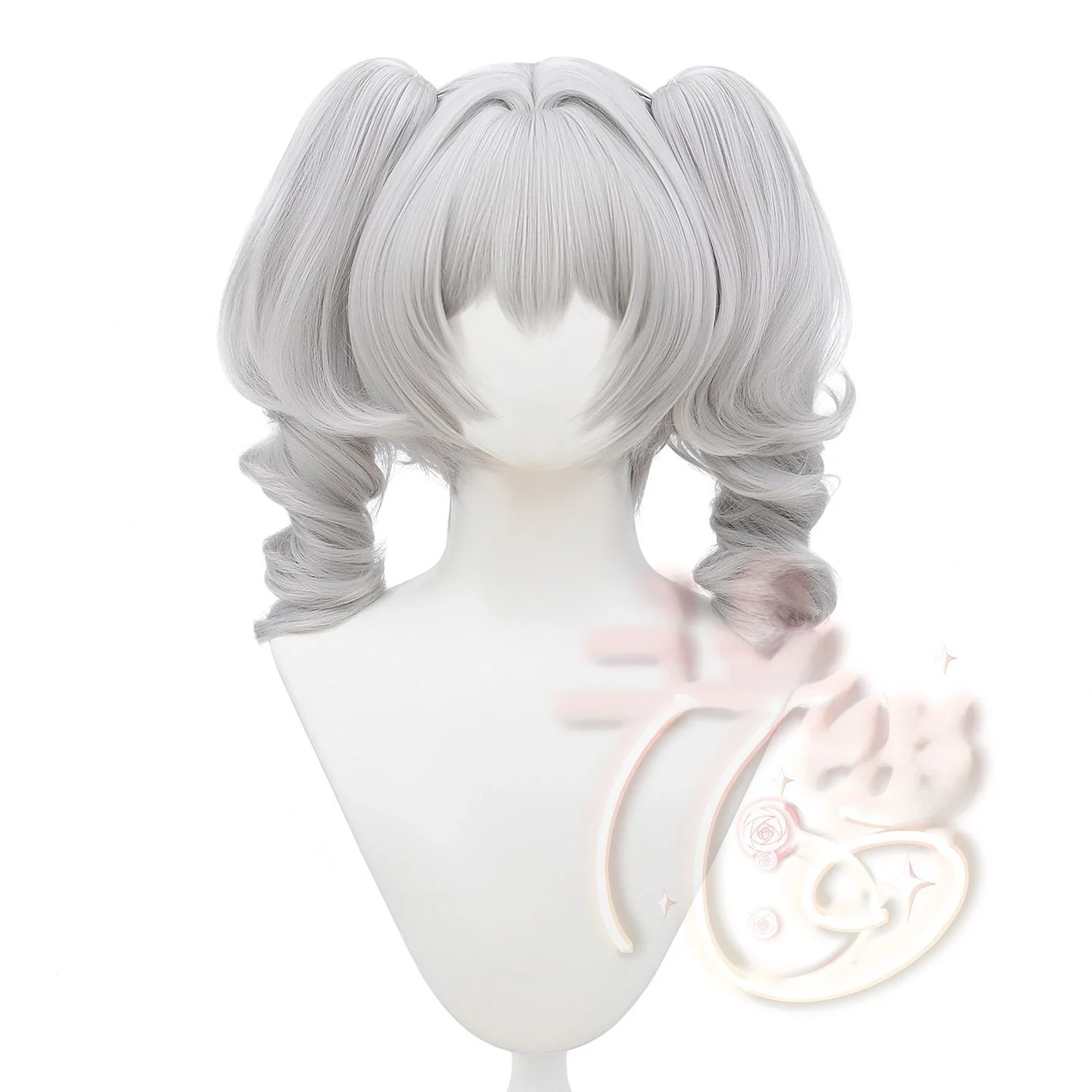 2026年おすすめのロングヘアスタイルは？ロリータ風のシルバーグレーローマンカールが解決する自然な髪型の悩み