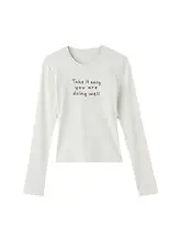 春にぴったり！グレーの花柄プリントラウンドネック長袖Tシャツ【体にフィットするデザイン】