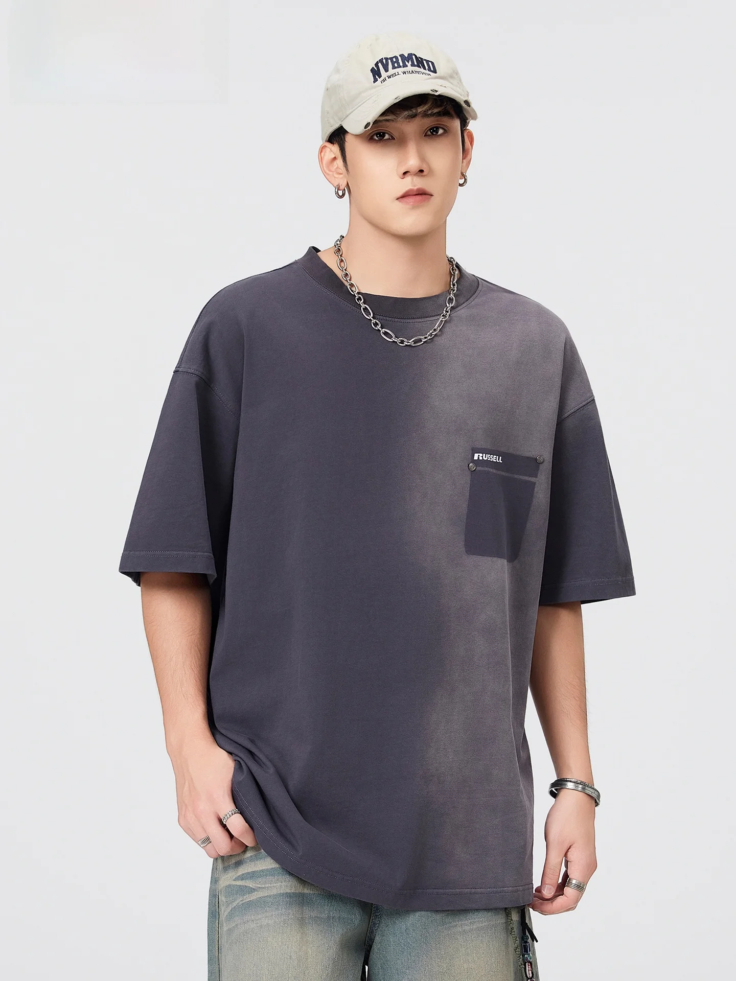 メンズTシャツ10枚セットで失敗しない着こなしは？グラデーションデザインの純綿Tシャツが解決する