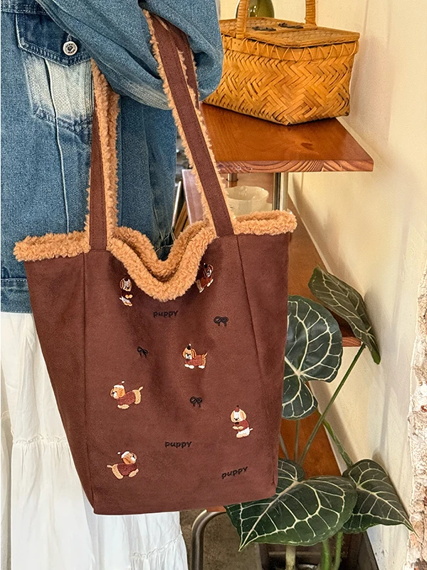 犬刺繍入りリバーシブルトートバッグ：大人向けかわいいデザインと大容量の実用性