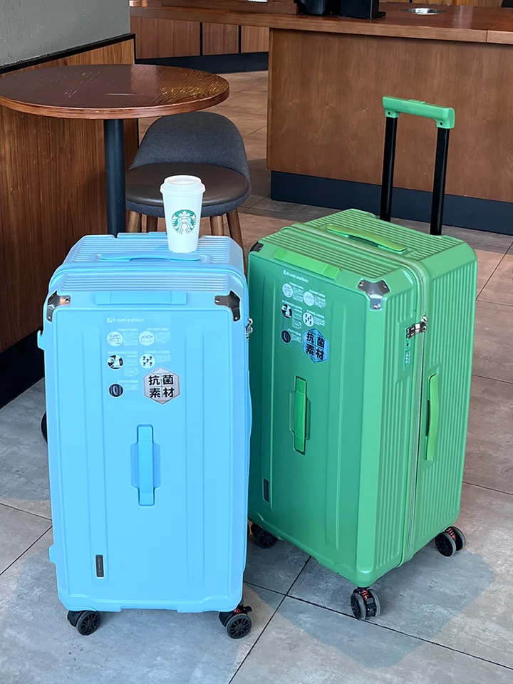 高品質の大容量旅行用キャリーケース【男女兼用・パスワードロック・軽量】