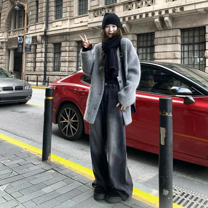 高身長向けロングデニムパンツ：ハイウエスト・スリム効果・ルーズフィットで秋冬に最適なスタイル
