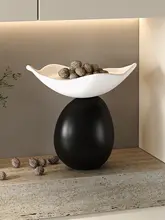 古風な葉のデザインの収納飾り【玄関用・テーブル置きタイプ】