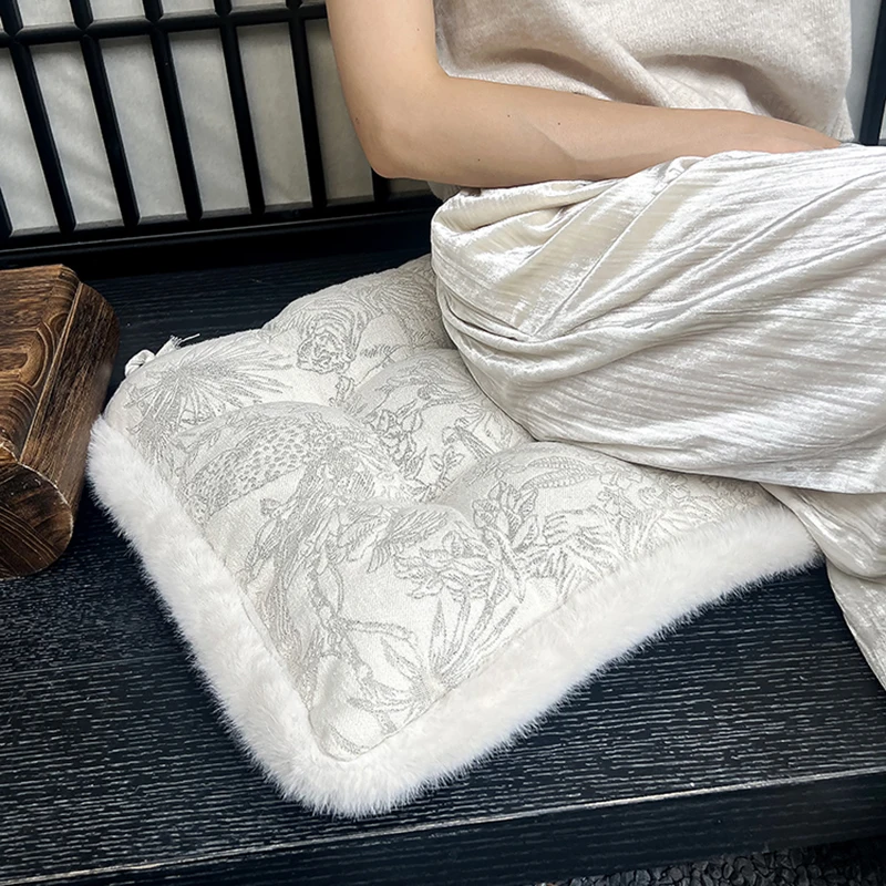 きこりの椅子：法式森林柄タイガークッションの実用性と適用シーン