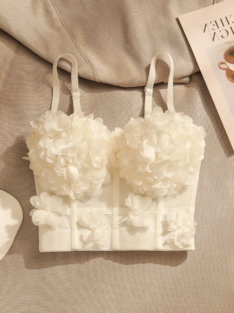 フラワー刺繍デザイン ビスチェ風キャミソール：甜美風の立体的ショート丈スタイル