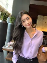 Vネック長袖白シャツ【春秋用・デザイン・女性用】
