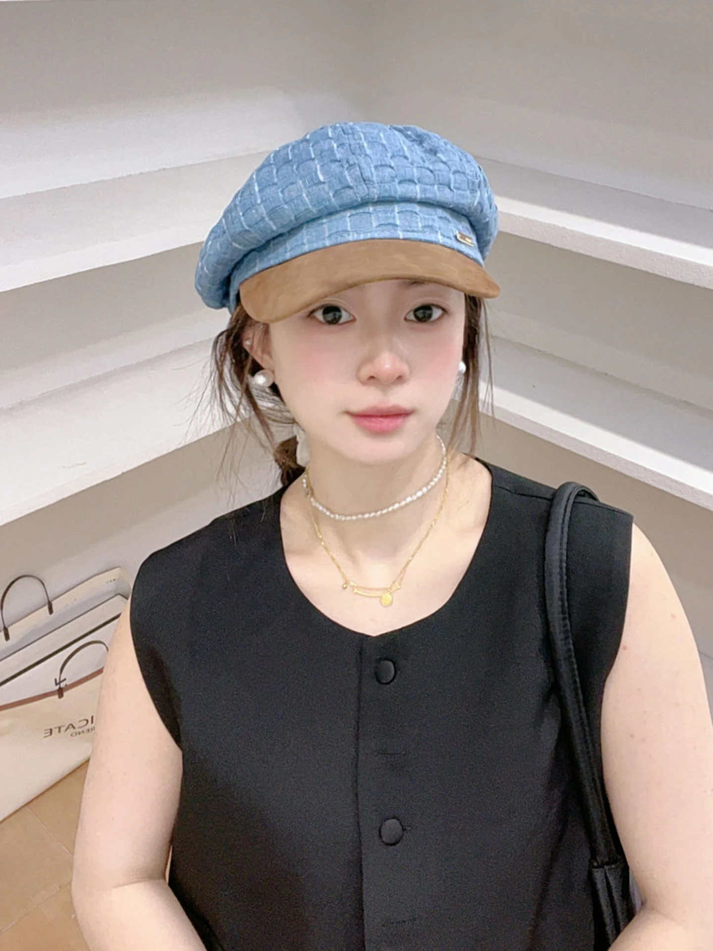 おばさん 帽子 どんなのがいいか？レトロな八角キャスケット帽が、小顔効果と街頭ファッションを叶える