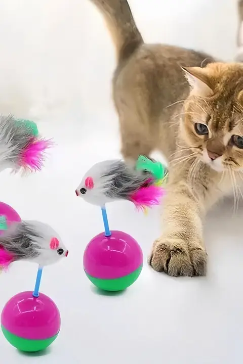 猫用おもちゃ 毛糸ボール付きマウス型自立トイ【ペット用品・遊び心満載】