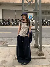 ストライプの斜め肩デザイン半袖Tシャツ【女性用・夏季・スリムフィット・肩出し】