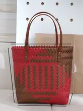 手編みの大容量トートバッグ【シンプルデザイン・プラスチック編み素材・スクエア型】