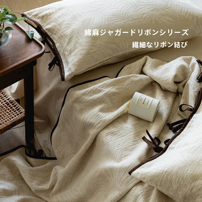 おしゃれベットを選ぶときに迷うなら、この1つのアイテムが解決する？