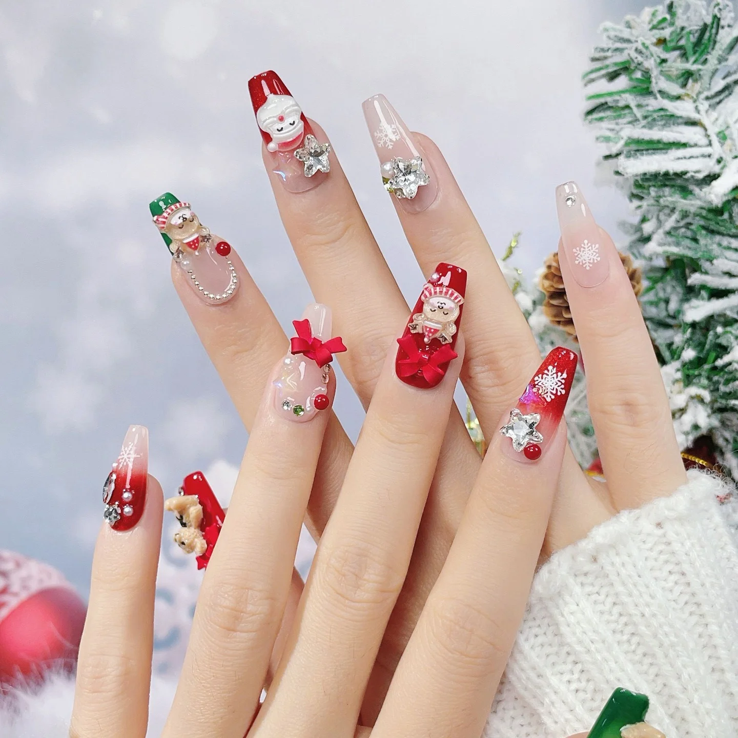 クリスマスデザインの手作りフレンチスタイルキャラクター ネイルチップ【秋冬用・取り外し可能・美白効果】