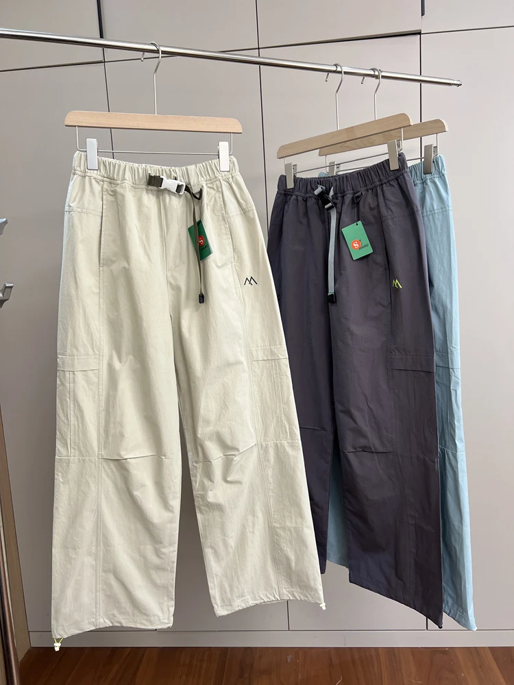 春夏向けの涼しい素材のカーゴパンツを機能別に上位5つ挙げてください