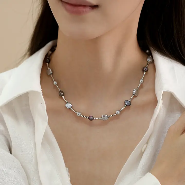 バロックパール重ね付けネックレス【個性的デザイン・ロマンチックスタイル】