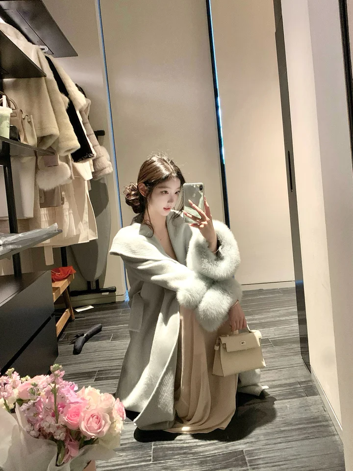 豪華なデザイン！オーストラリアウールと本物の狐毛のリバーシブルコート【極上の柔らかさ・アウター・ダブルフェイス】